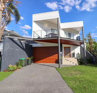 Bali St BeachHouse - Gold Coast 4U