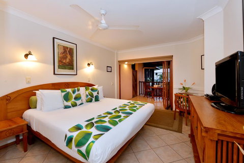 Balinese Style Studio - Accommodation Gold Coast 1