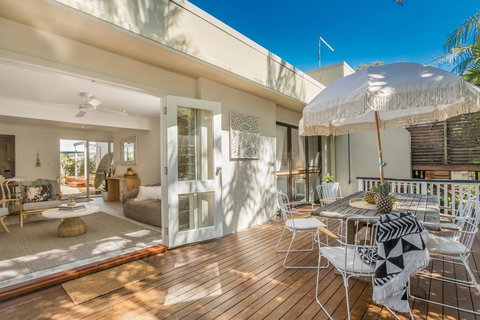 Banjo's On Paterson - Deluxe Villa - Accommodation Gold Coast 1