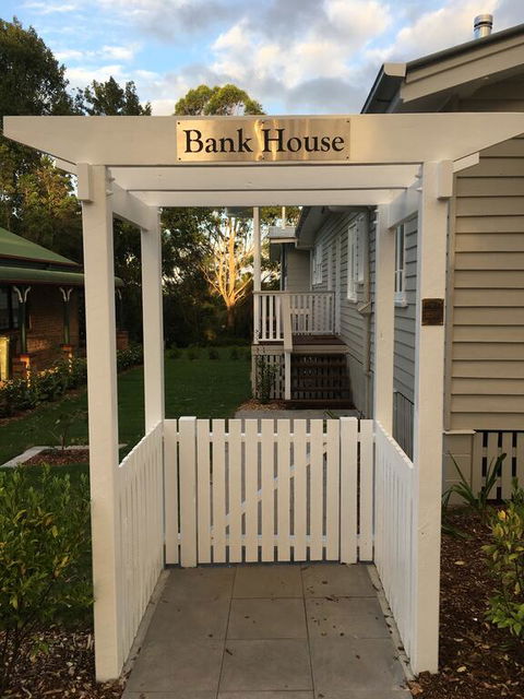 Bank House Tamborine Mountain - 1 Gold Coast 3