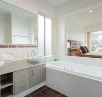 Banksia  Cosy Corner - Accommodation Gold Coast