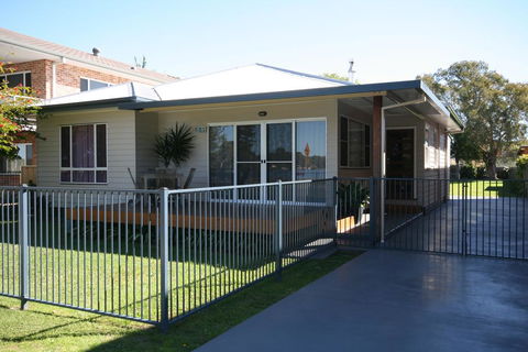 BANYANDAH 557 Ocean Drive NH - Gold Coast 4U 0