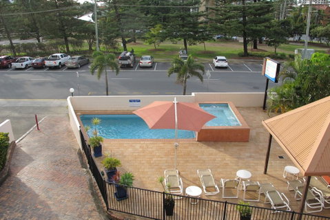 Barbados Holiday Apartments - Accommodation Gold Coast 2