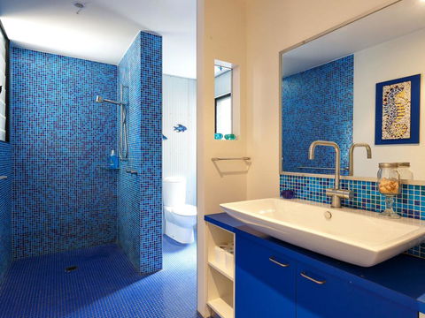 Barefoot Beach House - Gold Coast 4U 2