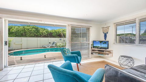 Barefoot In Lennox- WiFi - Foxtel - Pool - Gold Coast 4U 0