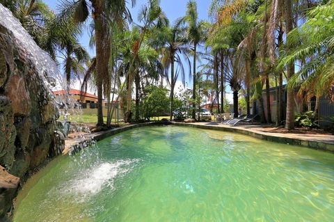 Bargara Gardens Boutique Villas - Gold Coast 4U 1