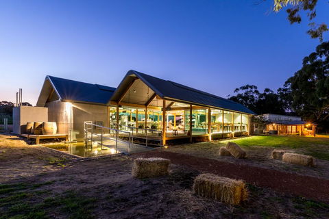 Barn Hives Yallingup - Accommodation Gold Coast 3