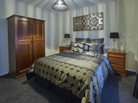 Barossa Elegance - Gold Coast 4U 1