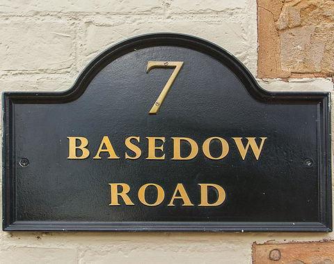 Barossa Vineyard Guesthouse - Gold Coast 4U 2