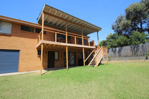 BARRELS AT BOOMERANG - Accommodation Gold Coast 3