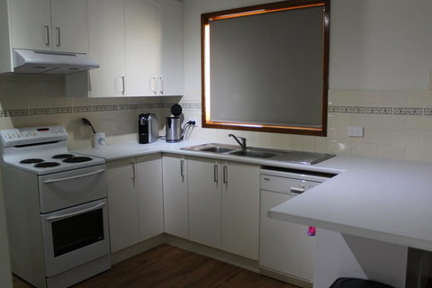 Batehaven Hideaway - Accommodation Gold Coast 2