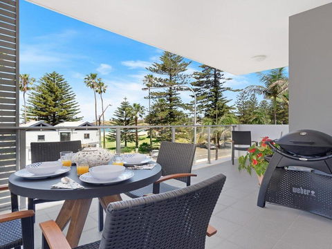 Bathers At The Beach - Across From Surf Beach - Accommodation Gold Coast 0