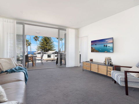 Bathers At The Beach - Across From Surf Beach - Accommodation Gold Coast 1