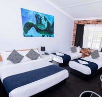 Bay Hotel Motel - Gold Coast 4U
