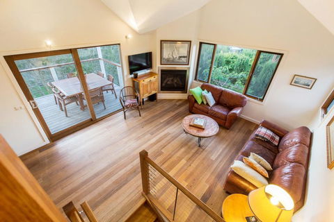 BAY VIEWS ON MANNA - DROMANA - Accommodation Gold Coast 1