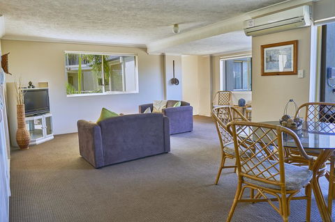 Bayview Beach Holiday Apartments - Accommodation Gold Coast 1