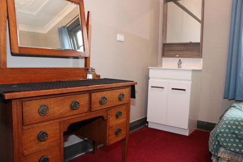 Bayview Hotel - Batemans Bay - Gold Coast 4U 1