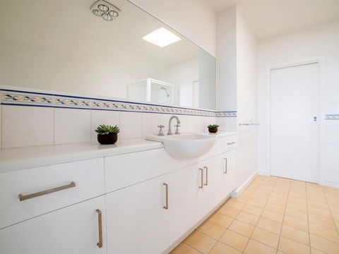 Bayview Townhouse - Gold Coast 4U 2