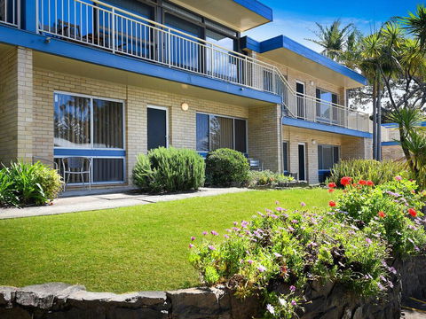 Beach Break - Gold Coast 4U 1