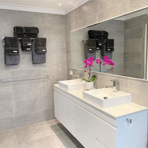 Beach Charm Villa Suite - Gold Coast 4U 3