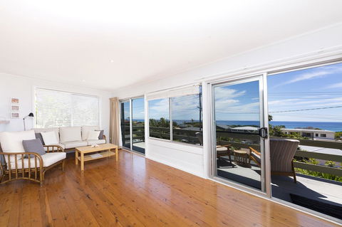 Beach Cottage, Forster - Gold Coast 4U 1