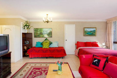 Beach Haven Studio - Gold Coast 4U 3
