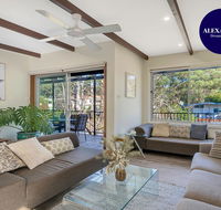 BEACH HOME ENCHANTED STAY CONNECT with NATURE - Gold Coast 4U