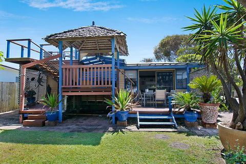 Beach House - Gold Coast 4U 0