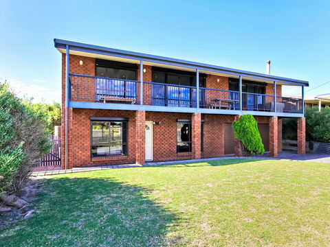 Beach House At Moana - Gold Coast 4U 1