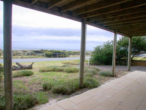 Beach House At Silver Sands - Accommodation Gold Coast 3