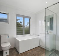 BEACH HOUSE ON PEARL - Gold Coast 4U