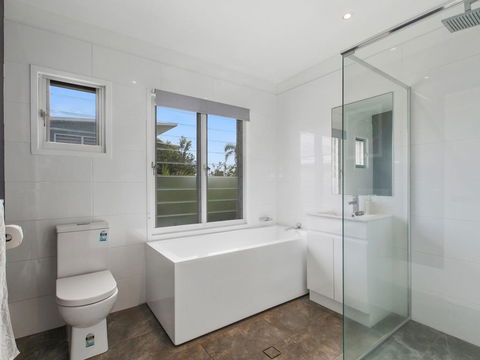 BEACH HOUSE ON PEARL - Gold Coast 4U 0