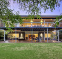 BeachBlu Holiday Home - Gold Coast 4U
