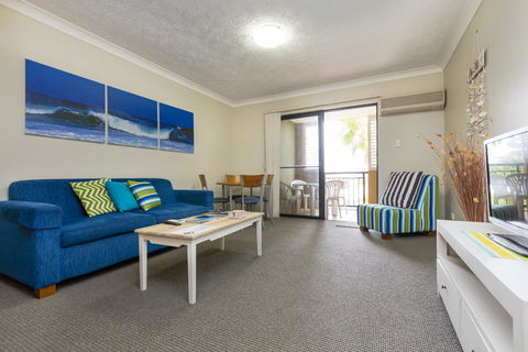 Beaches On Wave Street - Gold Coast 4U 3
