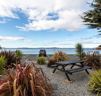 Beachfront Apartment Blackmans Bay - Accommodation Gold Coast