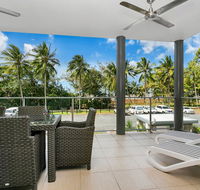 Beachfront Apartment with Ocean Views 4 - Accommodation Gold Coast