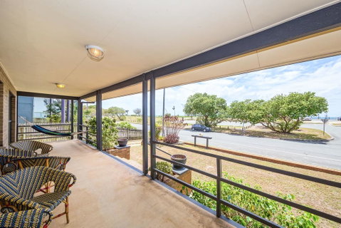 Beachfront At Bribie - Accommodation Gold Coast 2