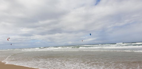 Beachfront Homely APT CBD Sleeps 8 Pool Spa Sauna Tennis AC WiFi - Accommodation Gold Coast 2