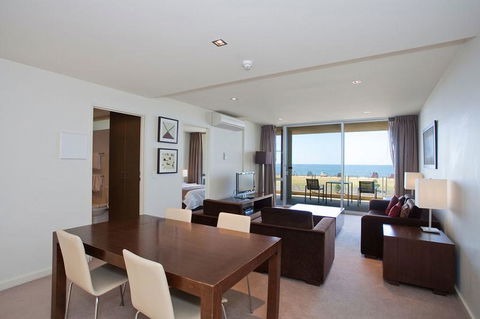 Beachfront Resort Torquay, Australia - Accommodation Gold Coast 3