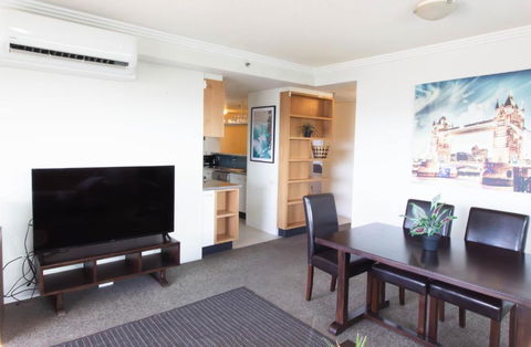 Republic Apartment - Gold Coast 4U 0