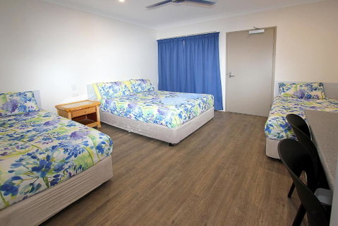 Reef Gardens Motel - Accommodation Gold Coast 0