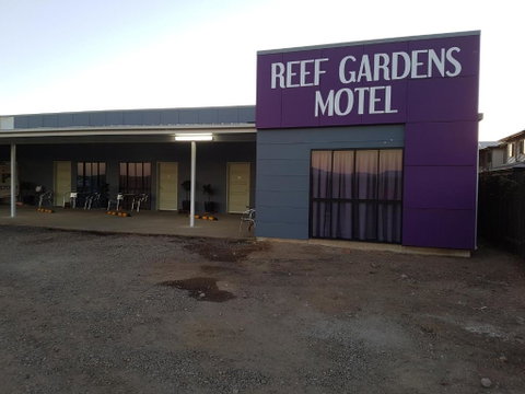 Reef Gardens Motel - Accommodation Gold Coast 2