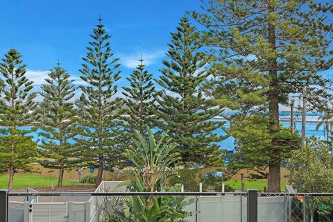 Regency Court 3 - Accommodation Gold Coast 0