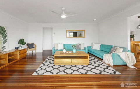 RELAX @48 CLOSE TO BEACH Sleeps 7 - Accommodation Gold Coast 3