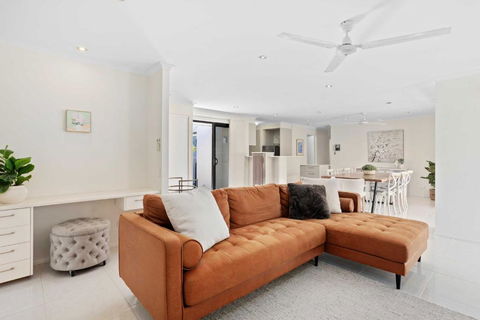 Relax At Riviera - Accommodation Gold Coast 0