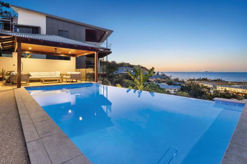 Relax & Daydream At 2 Elementa - Accommodation Gold Coast 0