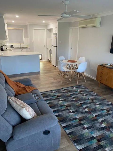Relax On Ross - Gold Coast 4U 3