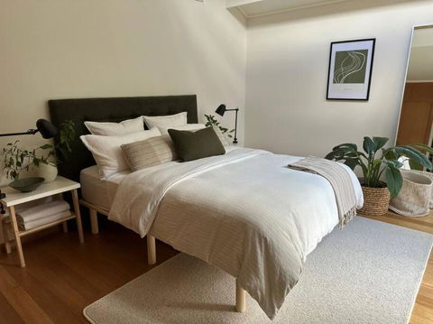Relaxed And Stylish -self Check In, Secure Parking - Gold Coast 4U 1