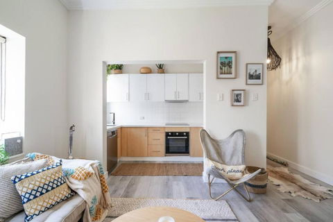 Relaxed Coogee Coastal Living With Ocean Views - Accommodation Gold Coast 2