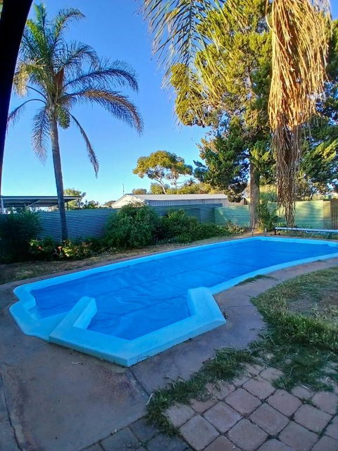 Renovated 3BD With Pool And Spa Bath - Accommodation Gold Coast 1